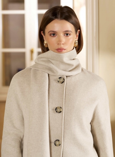 Beige wool short coat with detachable scarf