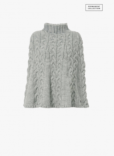 Pearl grey braided knit cape | Cinzia Rocca