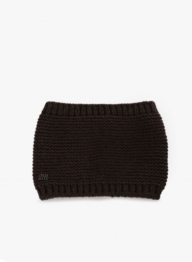 Brown knitted neck warmer