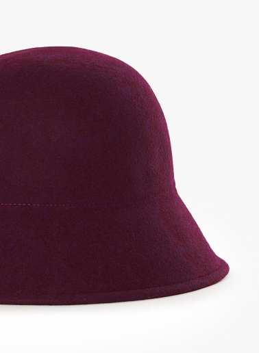 Burgundy wool cloche hat