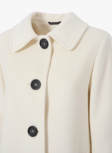 White pure wool coat with shirt collar