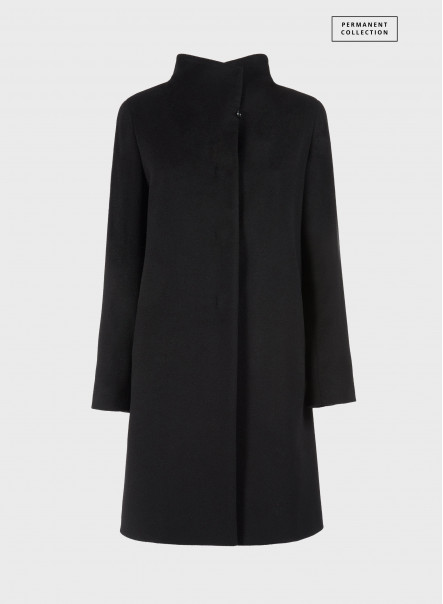 Cashmere coat with high stand collar