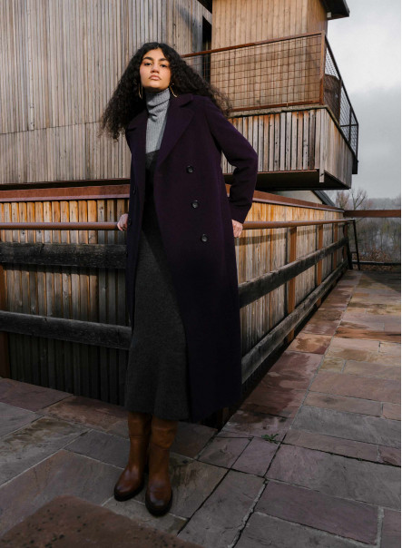 Long double breasted purple coat in wool and cashmere