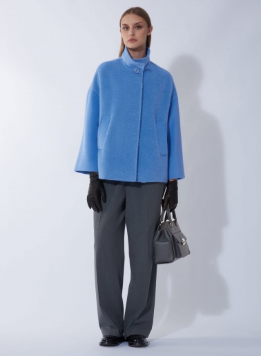 Grey genuine leather structured bag with metal closure