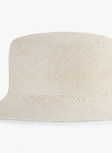 White straw bucket hat
