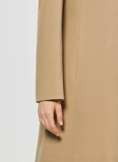 Inverted notch collar light camel coat crafted with pure wool