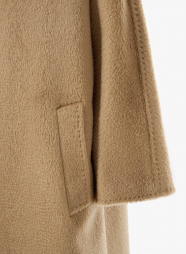 Maxi camel coat in alpaca and wool